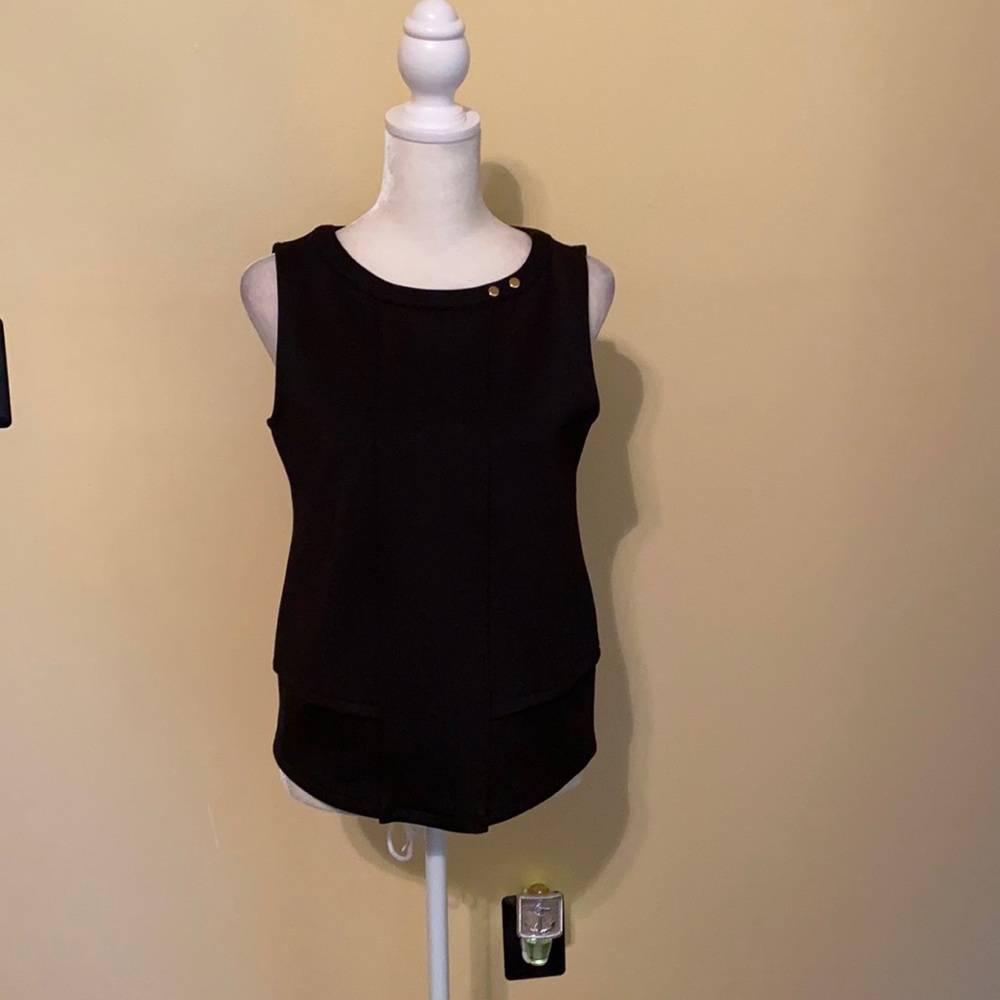 WHBM top